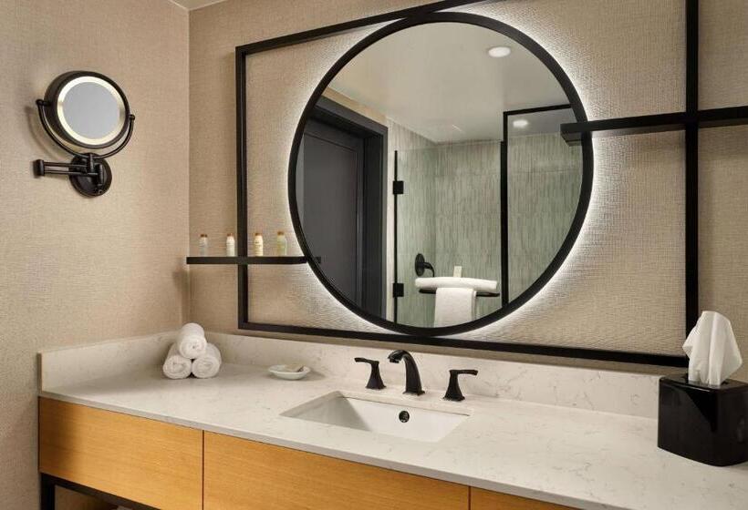 Стандартный Номер Кровать Кинг, Renaissance Portsmouthnorfolk Waterfront