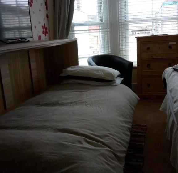 패밀리 룸, Seamore Guest House