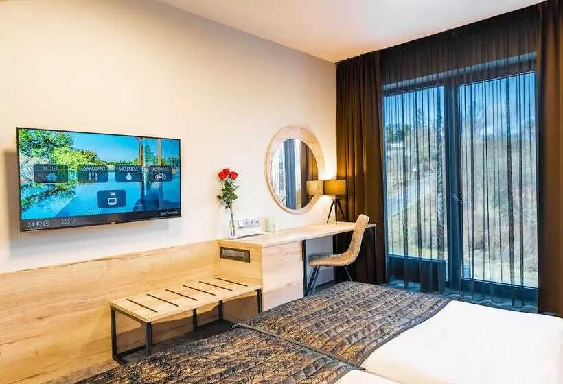 اتاق لوکس, Maximus Resort