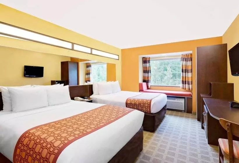 身障者適用スイートルーム, Microtel Inn & Suites By Wyndham Princeton