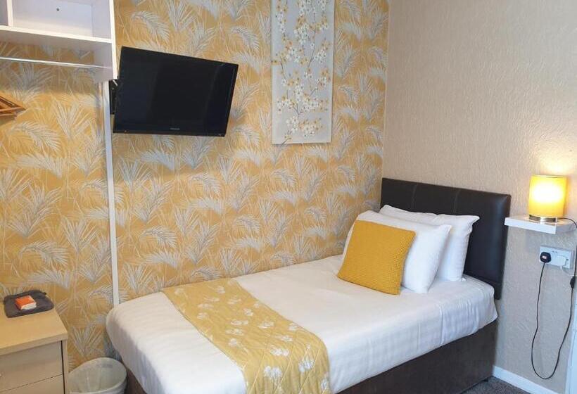 Номер Стандарт Индивидуальный, Corona Blackpool