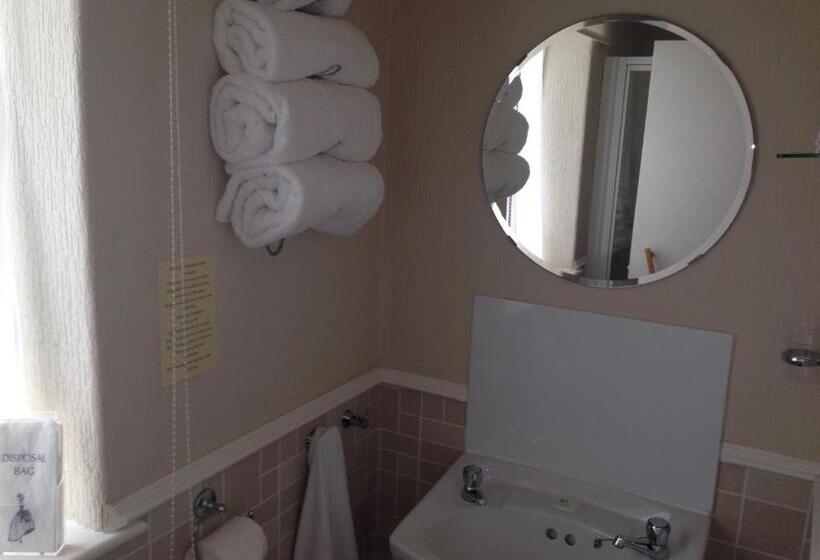 Семейный Номер, Corona Blackpool