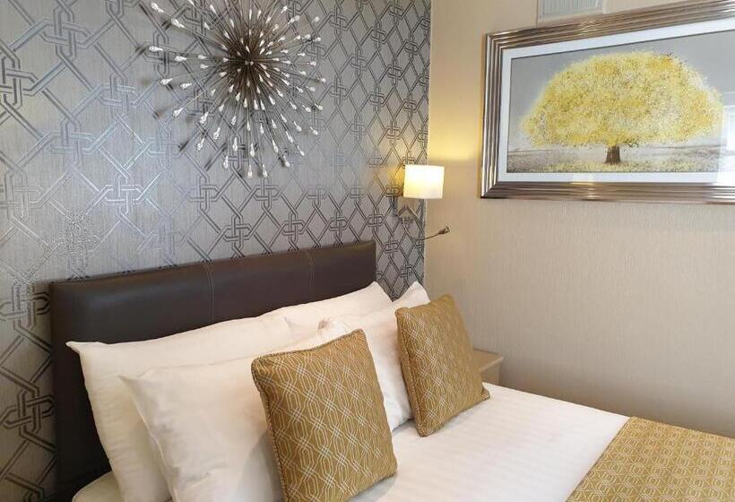 Номер Deluxe, Corona Blackpool