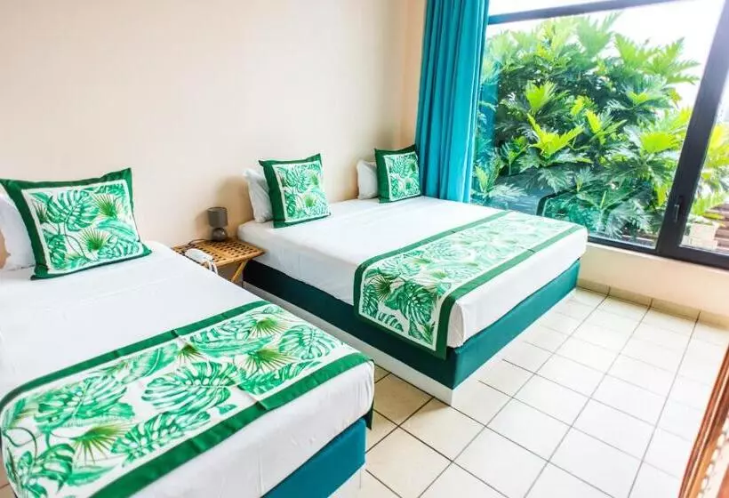 Standard Room Adapted for people with reduced mobility, Tahiti Airport Motel