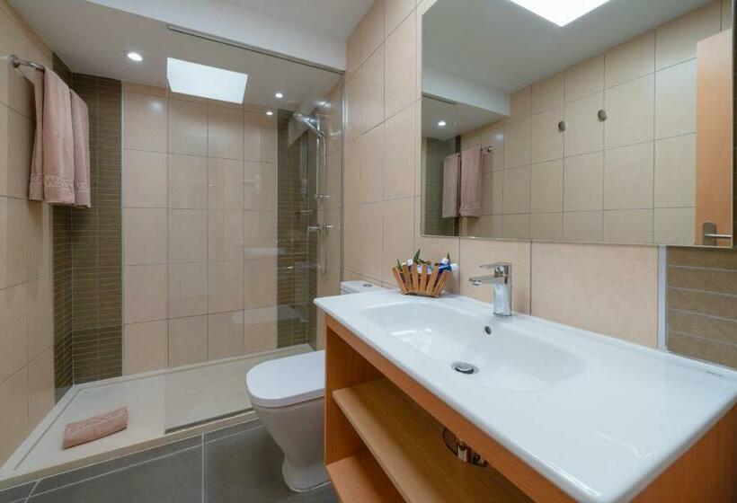 Апартаменты Премиум 1 Спальня, Siroco - Adults Only