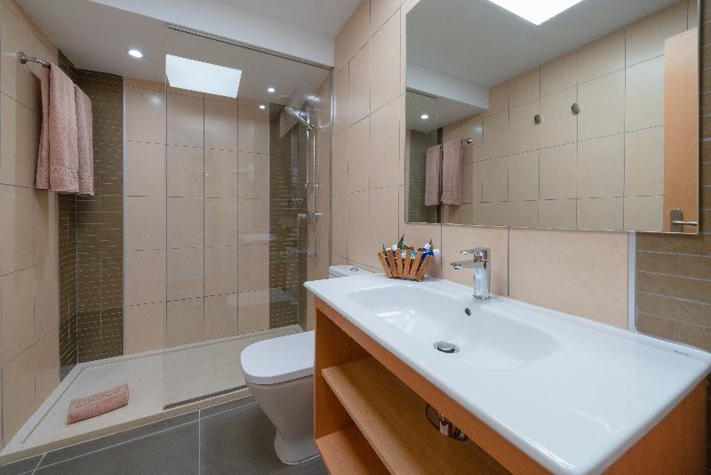 Апартаменты Премиум 1 Спальня, Siroco - Adults Only