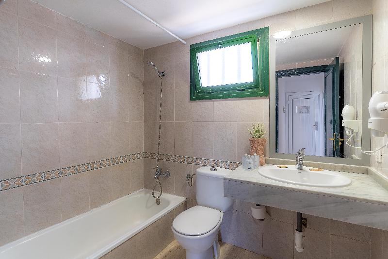 Апартаменты 2 Спальни, Siroco - Adults Only