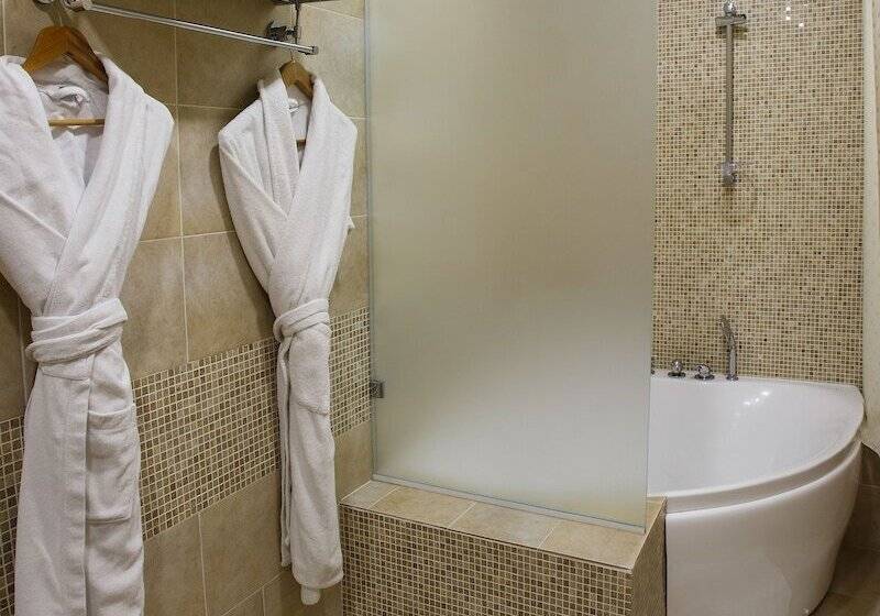 استودیوی استاندارد, King Hotel Astana