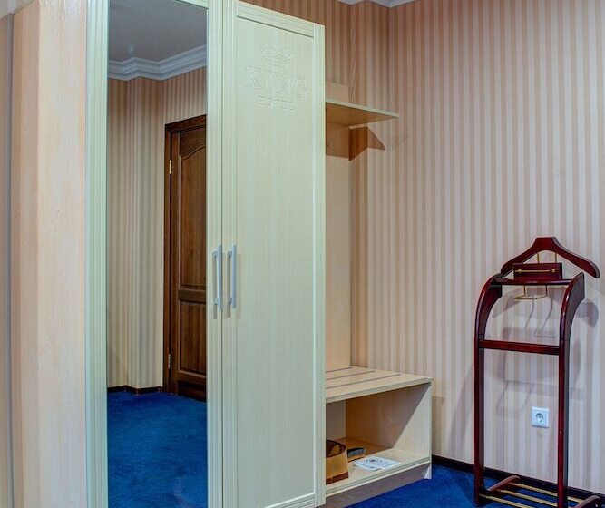 استودیوی استاندارد, King Hotel Astana