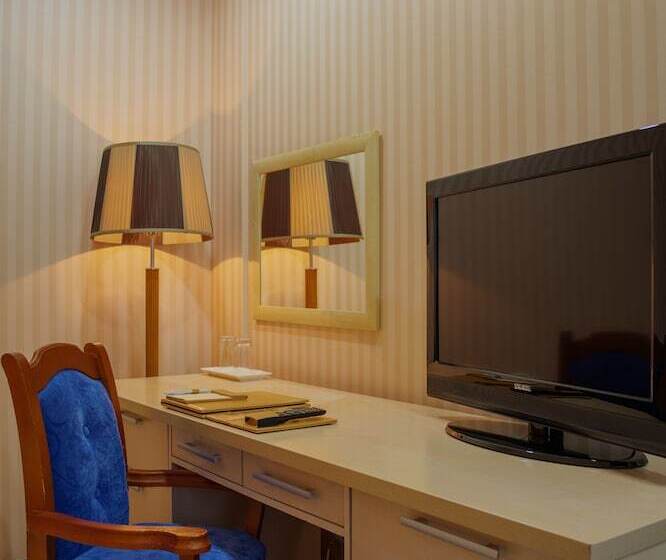 استودیوی استاندارد, King Hotel Astana