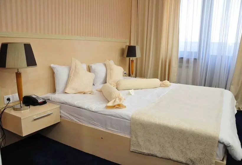 استودیوی استاندارد, King Hotel Astana