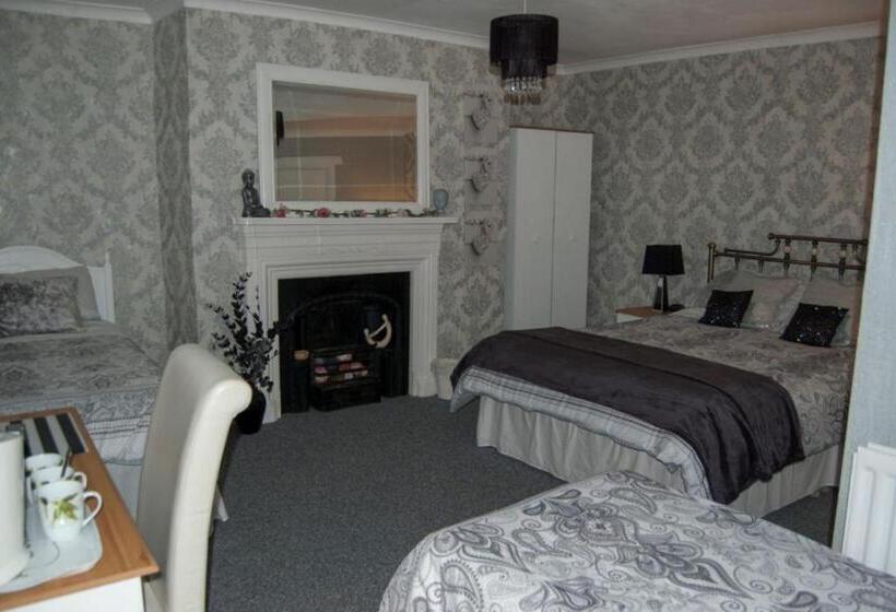 غرفة قياسية ثلاثية, Le Spada Bed And Breakfast