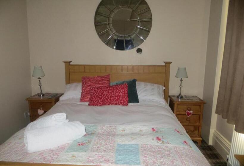 اتاق لوکس با تخت بزرگ, Moorgarth Guesthouse
