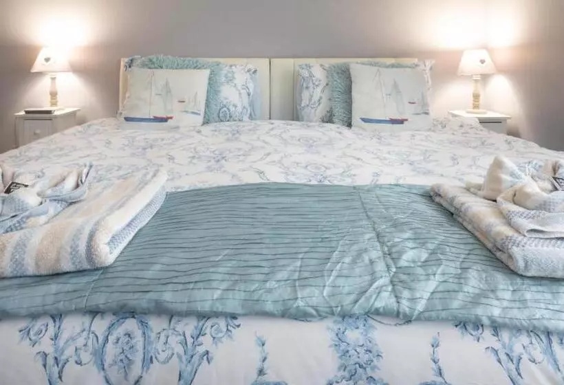 Standard-huone, The Firs Bed And Breakfast