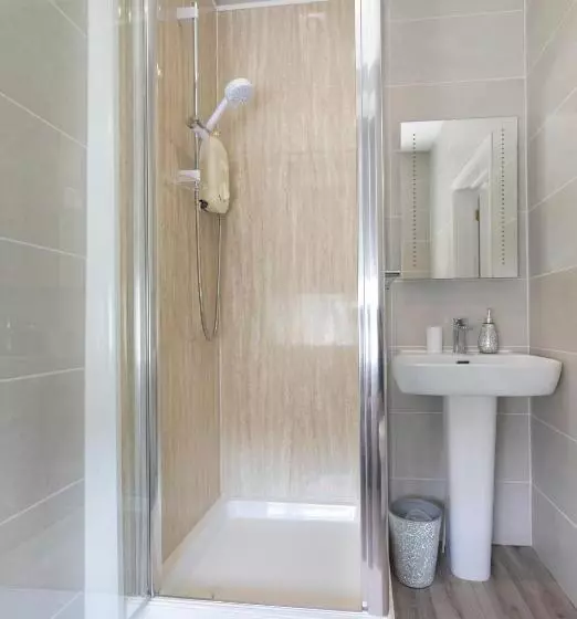 Standard Kolmen Hengen Huone, The Firs Bed And Breakfast