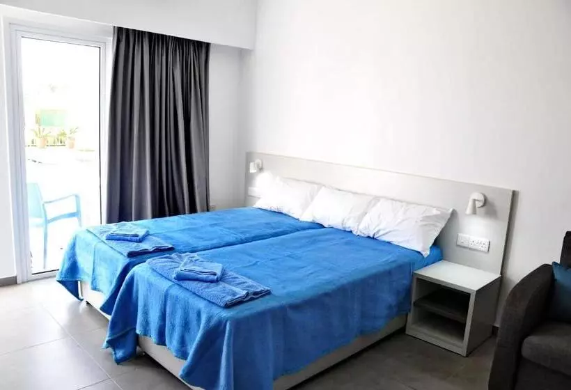 استودیوی لوکس, Kaos Hotel Apartments