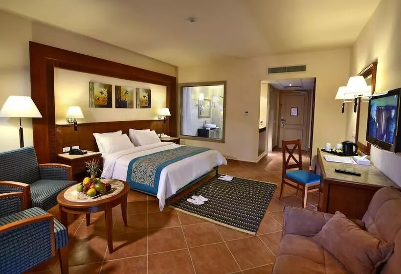 Standard Triple Room, Charmillion Club Aquapark