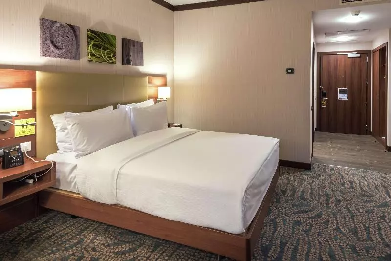 Standard Triple Room, Charmillion Club Aquapark