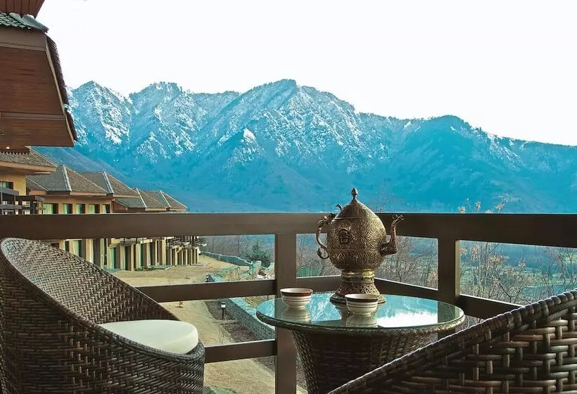 プレミアムスイート, Taj Dal View Srinagar