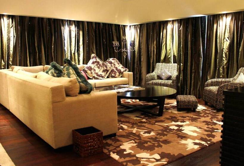 Suite Premium, Taj Dal View Srinagar