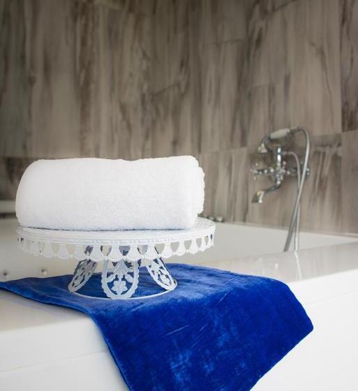 Suíte Júnior, Stella Maria