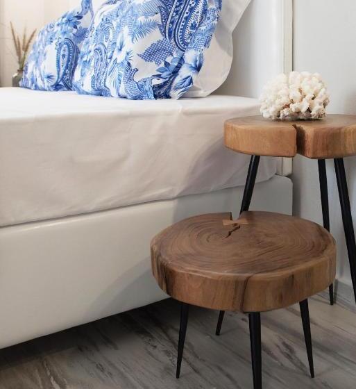 Suíte Júnior, Stella Maria