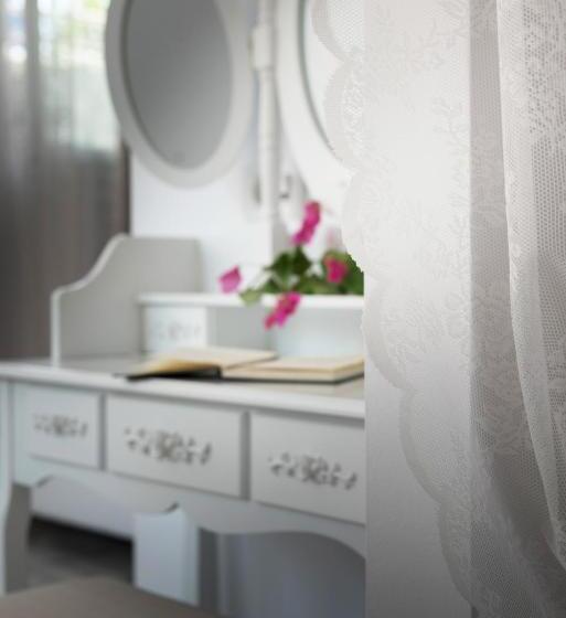 Suíte Júnior, Stella Maria