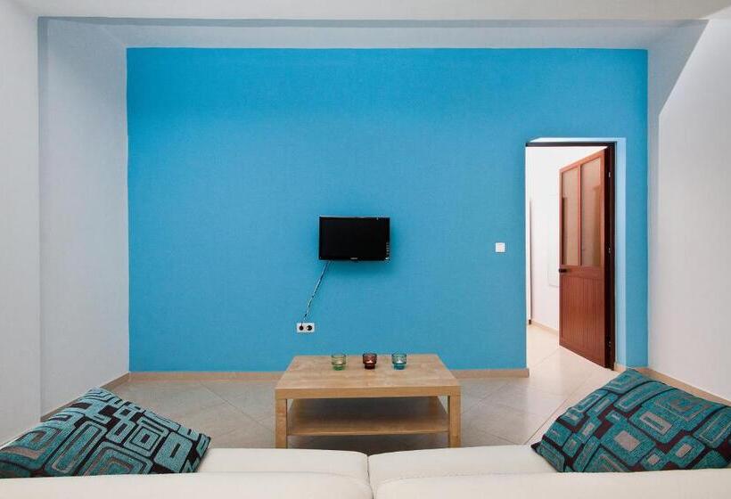 سوییت خانوادگی, Aparthotel Praiano