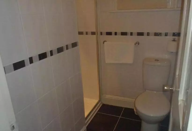 اتاق استاندارد یک نفره, Gillygate Guest House