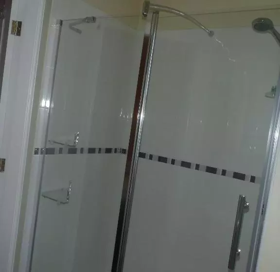 اتاق استاندارد با تخت بزرگ, Gillygate Guest House