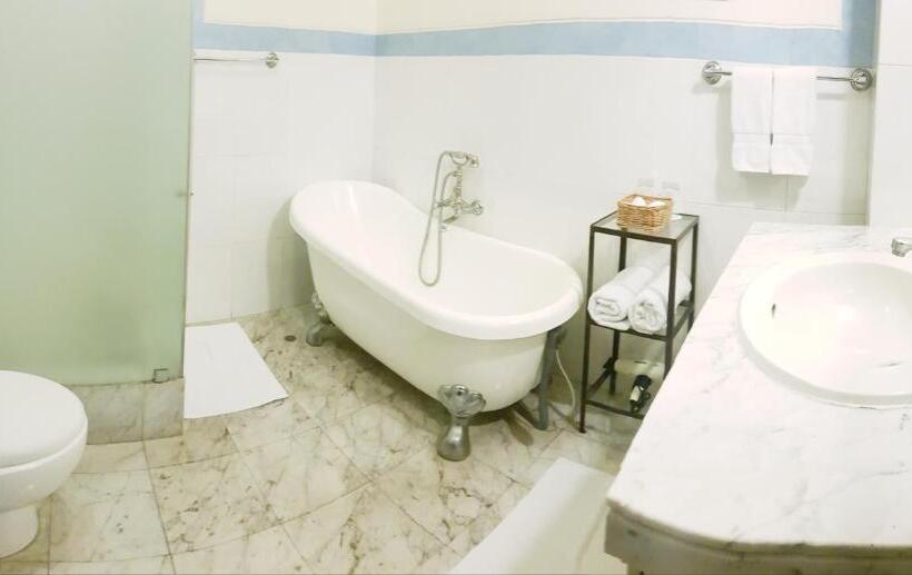 Номер Стандарт Вид на Сад, Second Home Peru