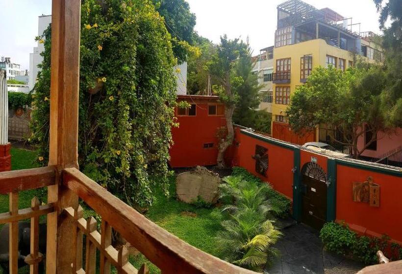 Номер Стандарт Вид на Сад, Second Home Peru