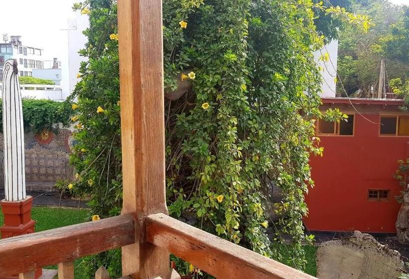 Номер Стандарт Вид на Сад, Second Home Peru