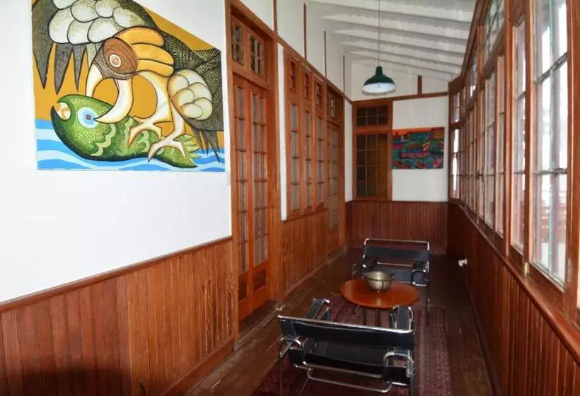 Habitación Estándar 2 Camas Matrimonio, Second Home Peru