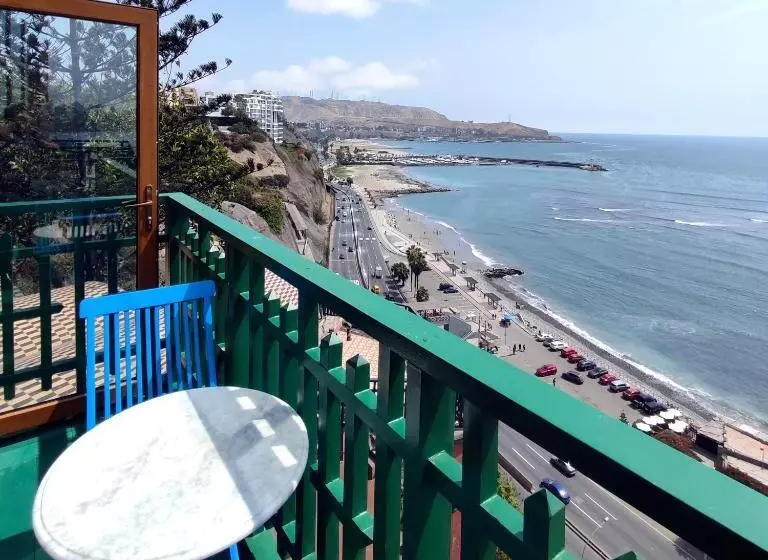 Habitación Estándar Vista Mar con Balcón, Second Home Peru