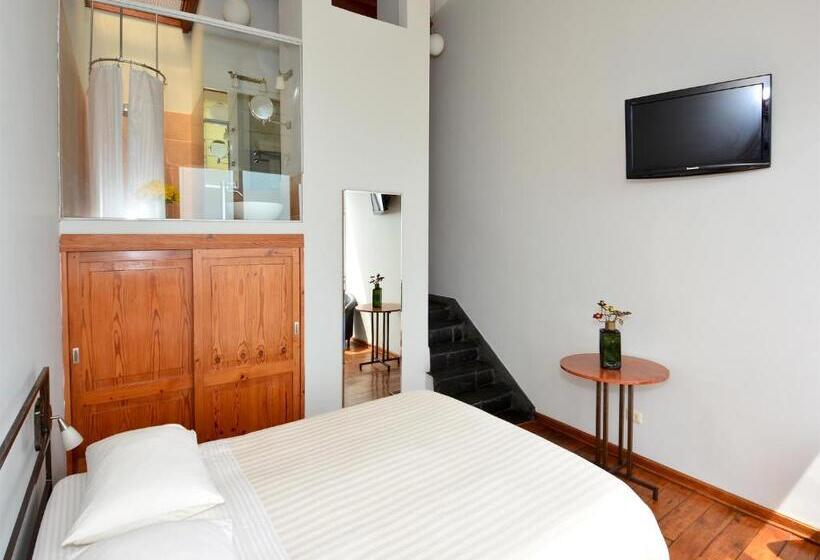 Номер Deluxe Вид на Море с Балконом, Second Home Peru