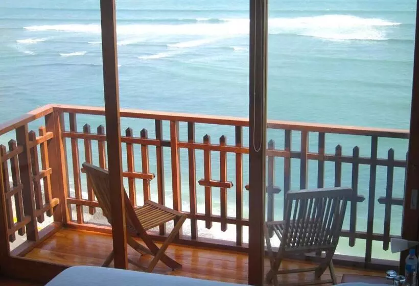 Habitación Deluxe Vista Mar con Balcón, Second Home Peru