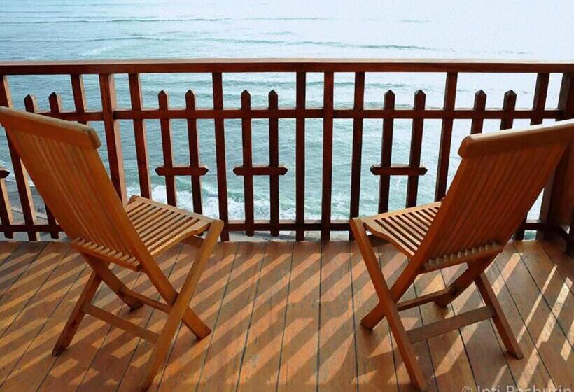 Номер Deluxe Вид на Море с Балконом, Second Home Peru