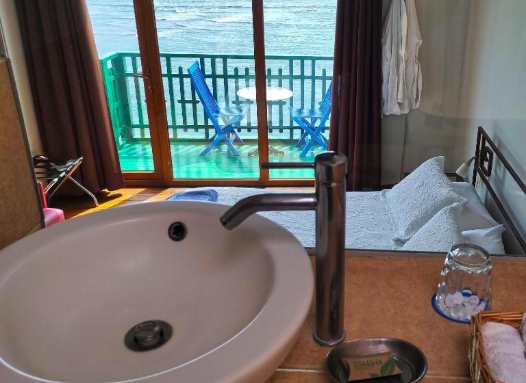 Номер Deluxe Вид на Море с Балконом, Second Home Peru