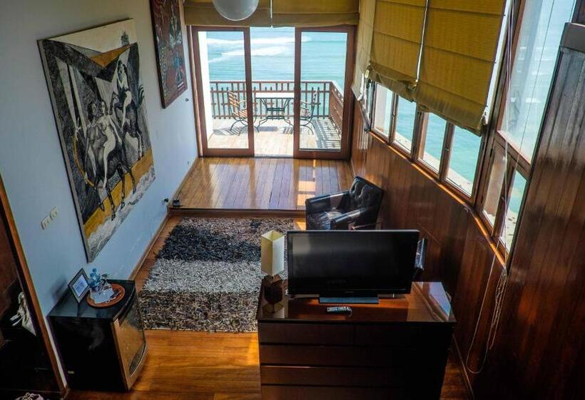 Люкс Deluxe Вид на Море, Second Home Peru