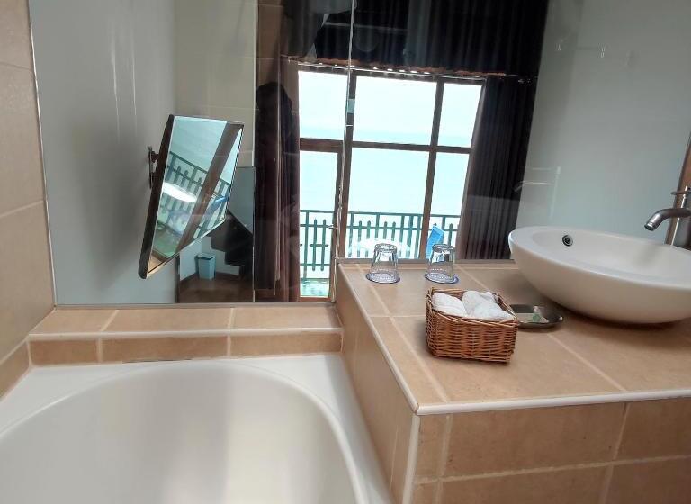 Номер Стандарт Вид на Море с Балконом, Second Home Peru