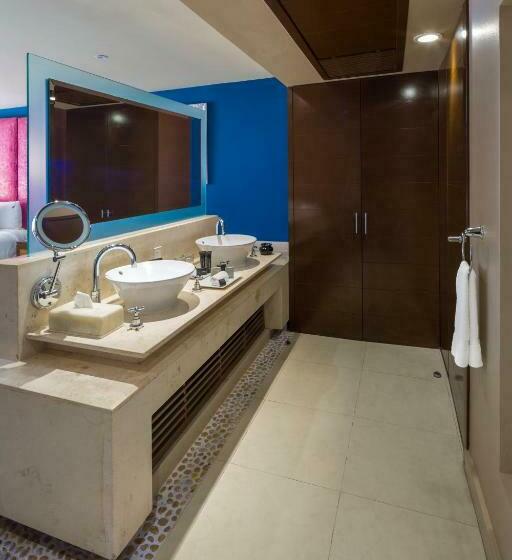 キングサイズベッドのスタンダードルーム, Hard Rock Hotel Cancun   All Inclusive