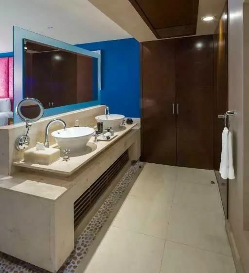 キングサイズベッドのスタンダードルーム, Hard Rock Hotel Cancun   All Inclusive