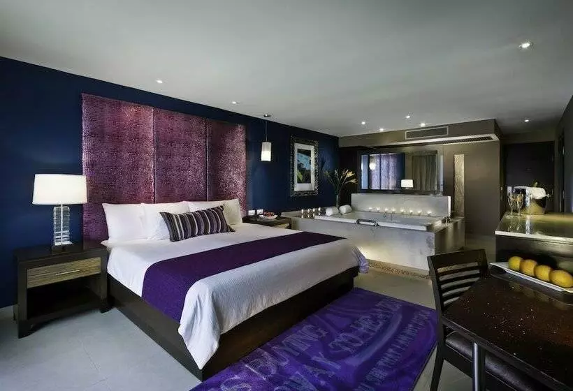 キングサイズベッドのスタンダードルーム, Hard Rock Hotel Cancun   All Inclusive