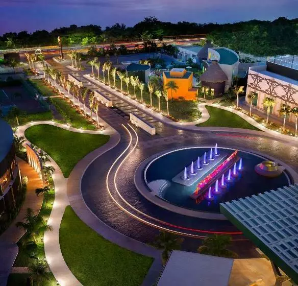キングサイズベッドのデラックスルーム, Hard Rock Hotel Cancun   All Inclusive