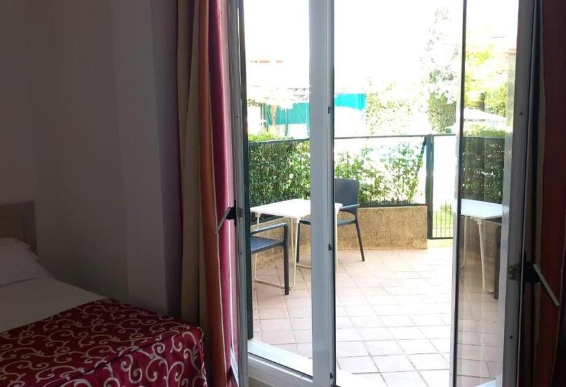 דירת חדר עם טרסה, Hospedium Hotel Apartamentos Simón Verde