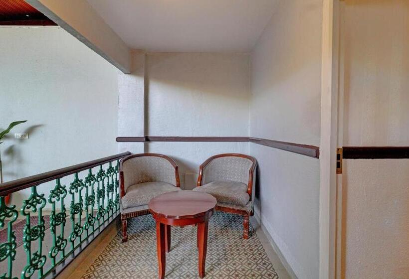 Номер Deluxe, Citrus Chambers Mahabaleshwar