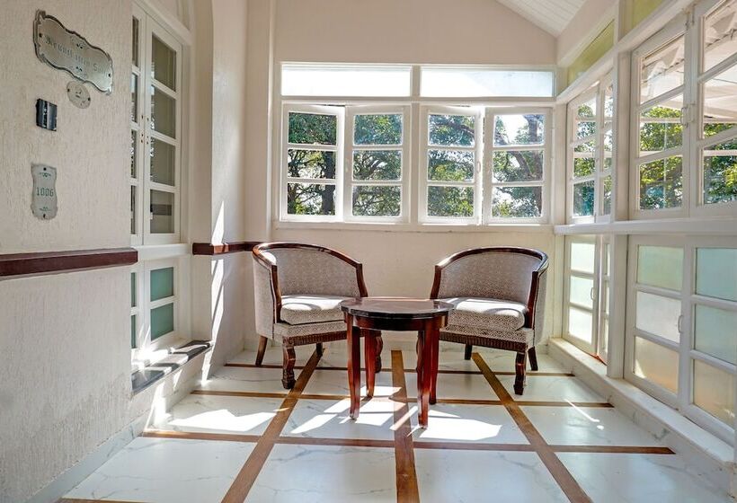 סוויטה, Citrus Chambers Mahabaleshwar