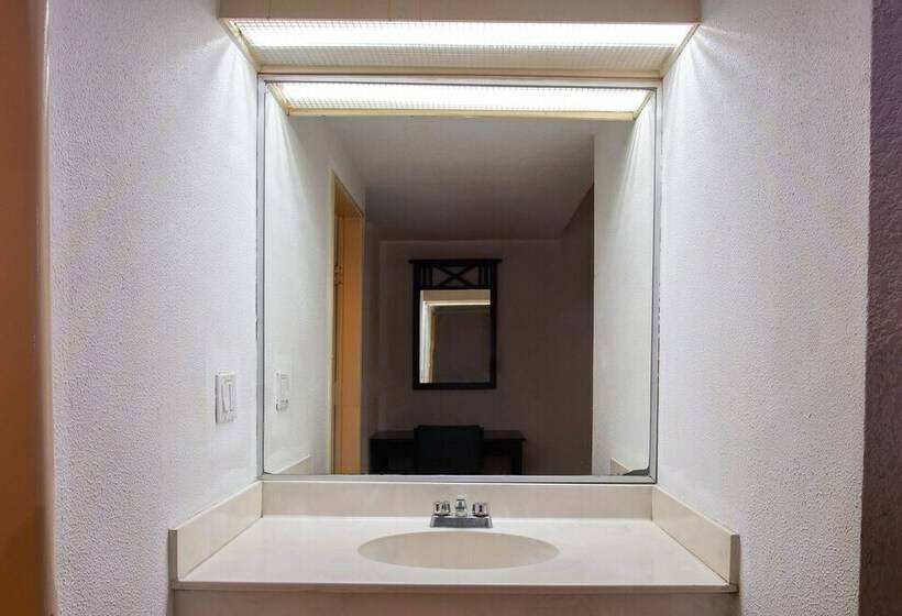 ファミリールーム, Costa Ensenada