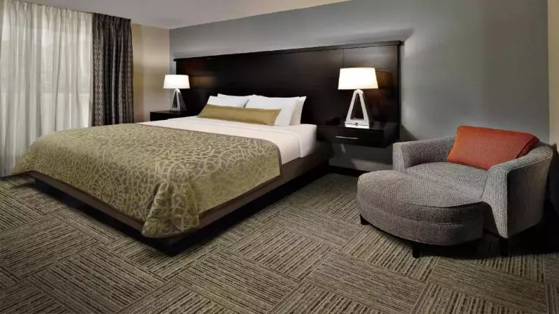 身障者適用スタンダードルーム, Hampton Inn & Suites Woodstock, Va